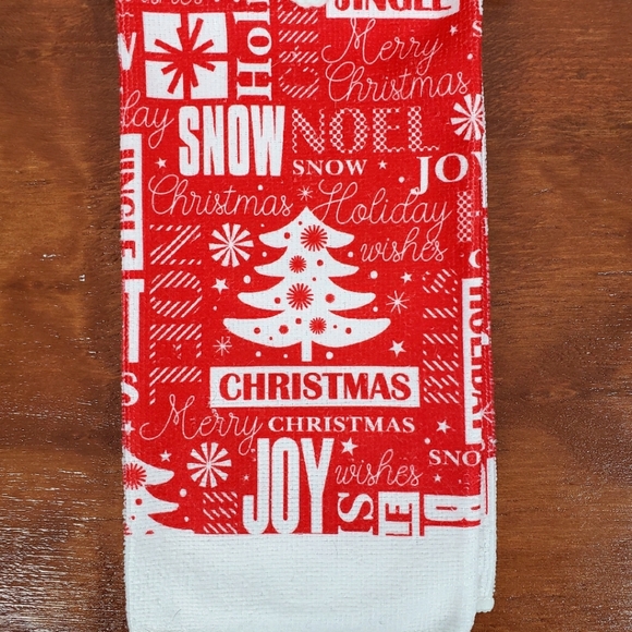 Christmas Crochet Top Kitchen Towel - Picture 3 of 4
